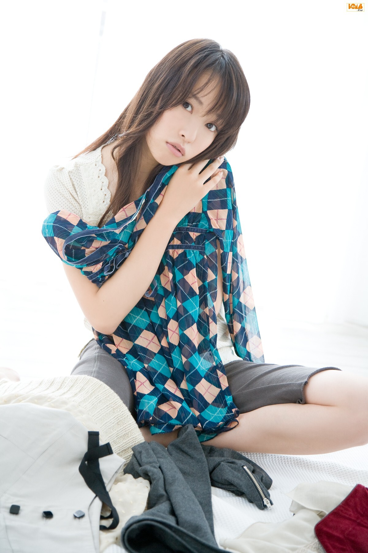 Erika toda Japanese beauty pictures Bomb.tv  Set of pictures